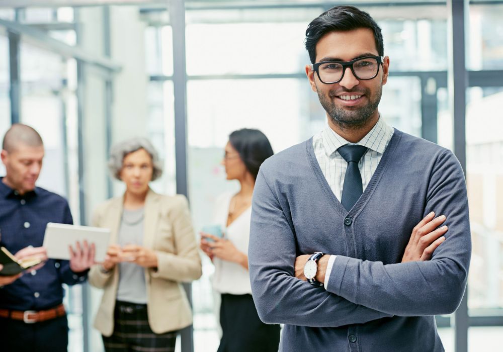 What Sets the BSB60420 Advanced Diploma Apart from Other Leadership Programs
